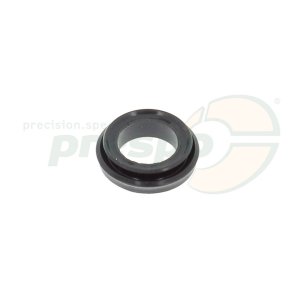 pic 06 oil seal for piston master cylinder